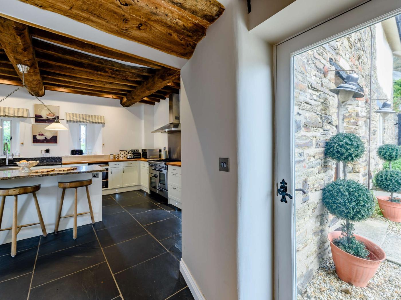 Property image 8 for HC85615