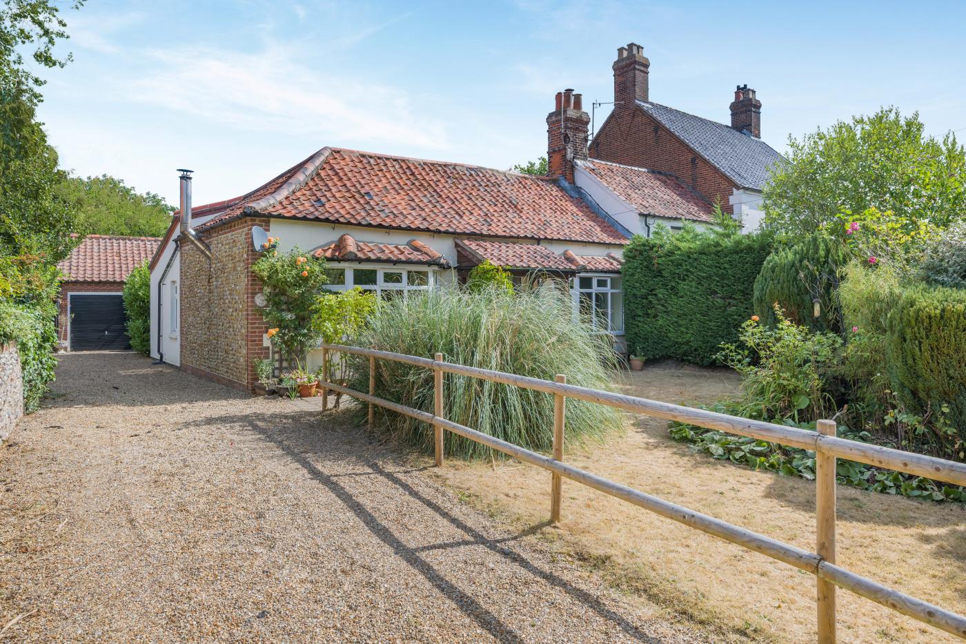 2 Bedroom House in Briston