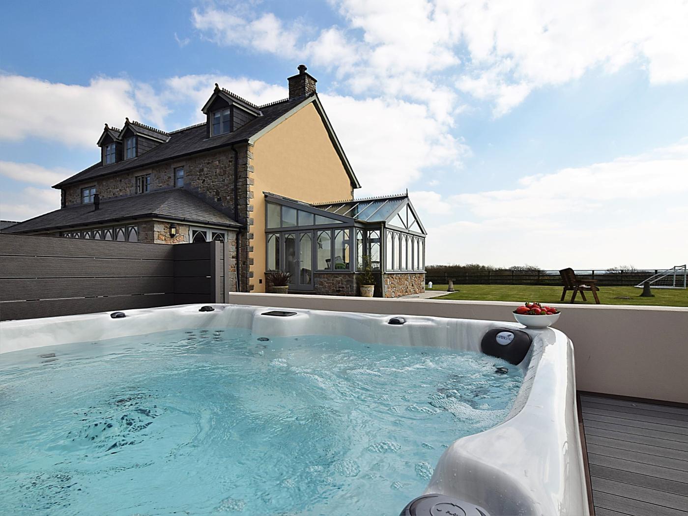 Property image 2 for HC7329