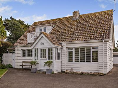 West Bexington, Dorset holiday cottage