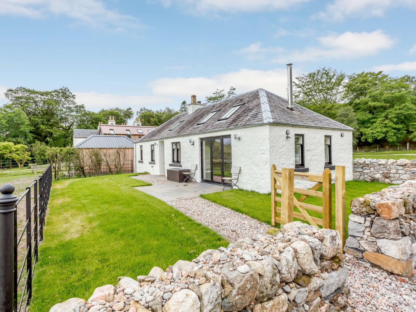 1 Bedroom House in Fort William