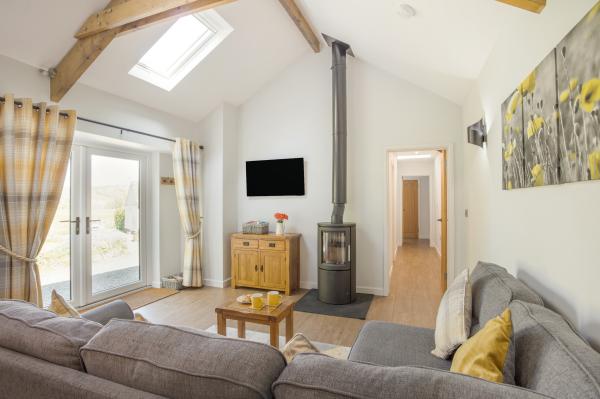 Holiday cottage, Gidcott (FCH82674)