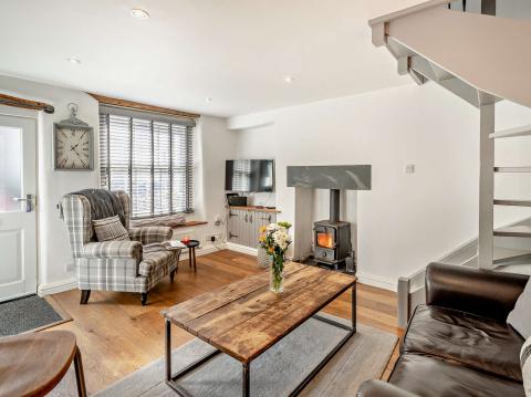 Holiday cottage, Kendal (FCH94210)
