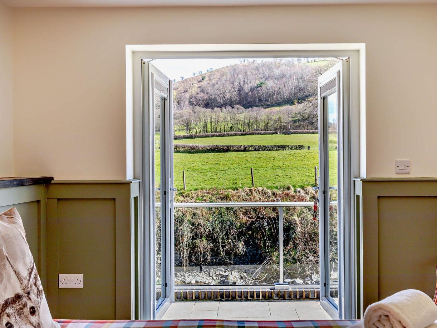 Property image 15 for HC95815