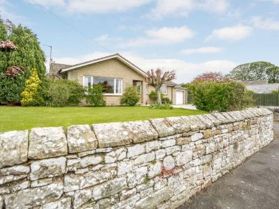 Craster (4 mls W), Northumberland holiday cottage