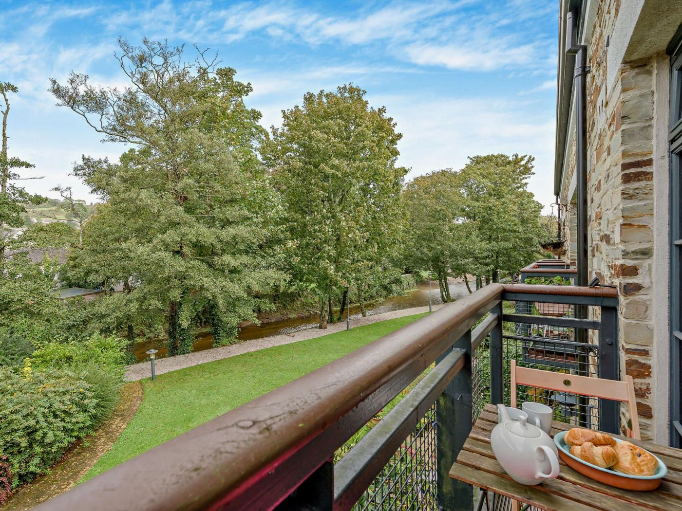 Property image 3 for HC93041