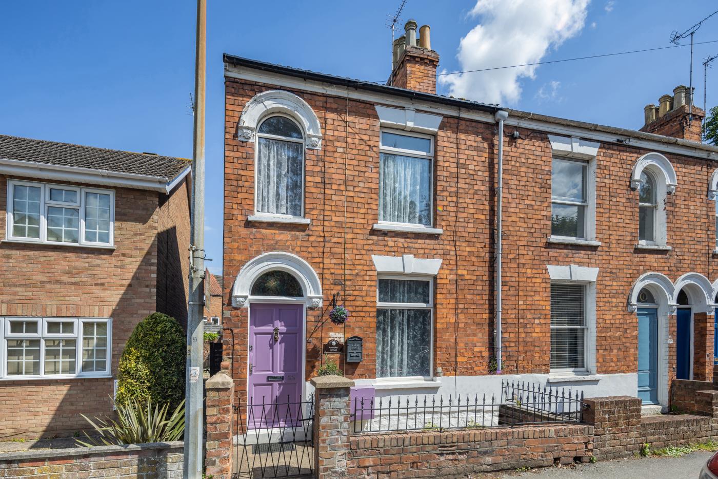 Property image 1 for HC282381