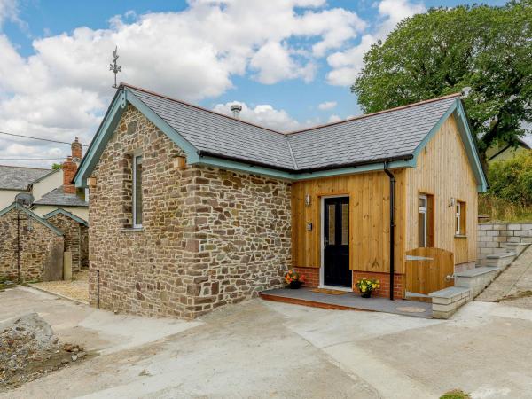 Holiday cottage, Fairy Cross (FCH87347)