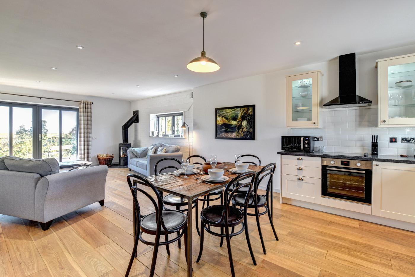 2 Bedroom Cottage in Shingle Street, Woodbridge