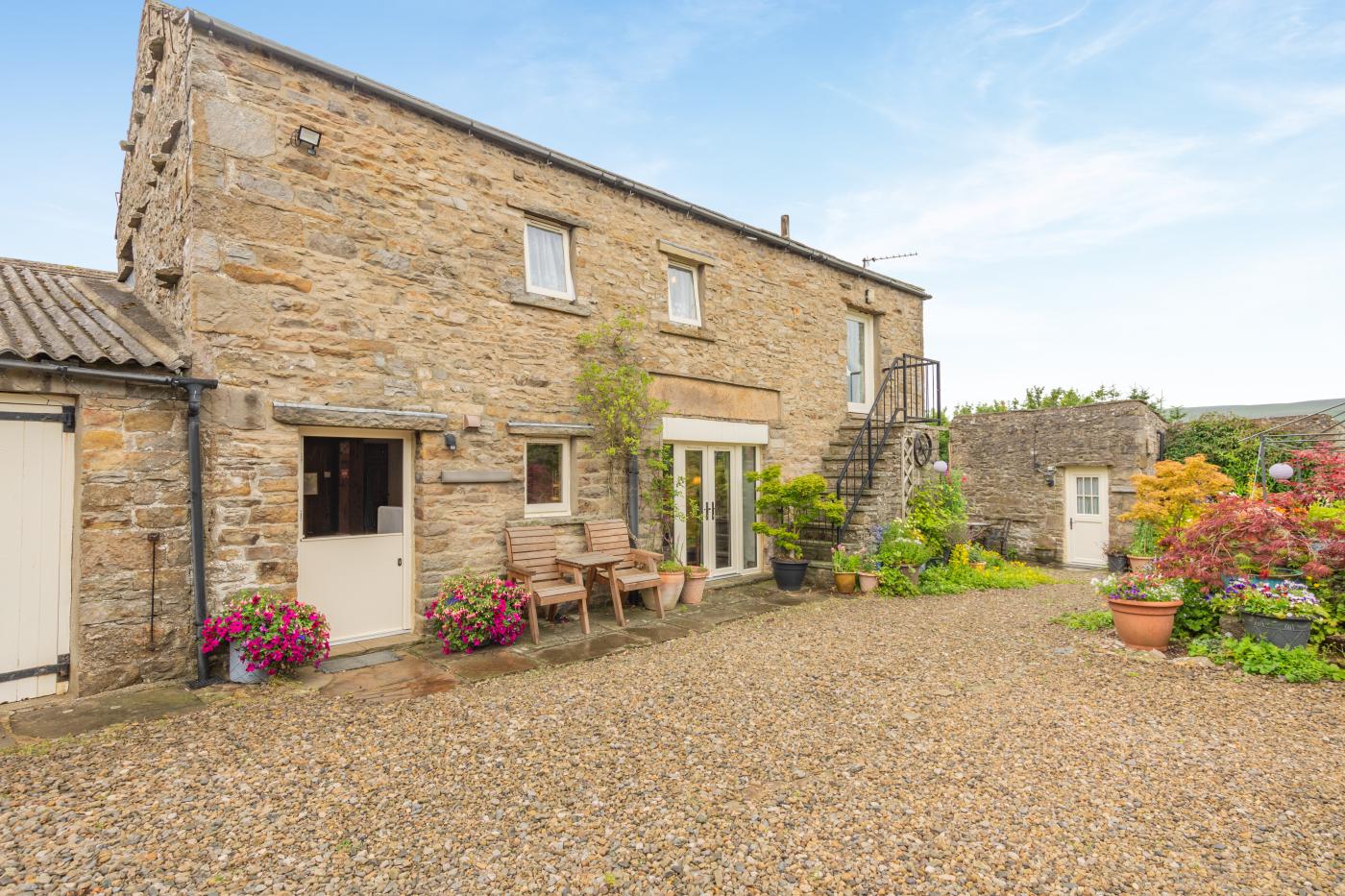 2 Bedroom Cottage in Thornton Rust