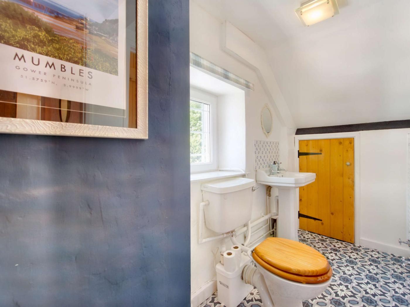 Property image 16 for HC88216