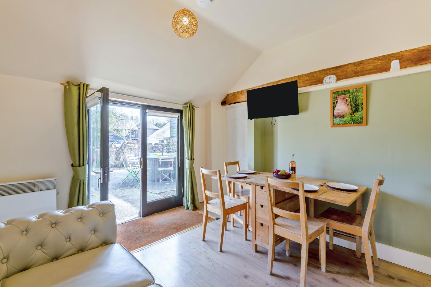 2 Bedroom Cottage in Hastingleigh