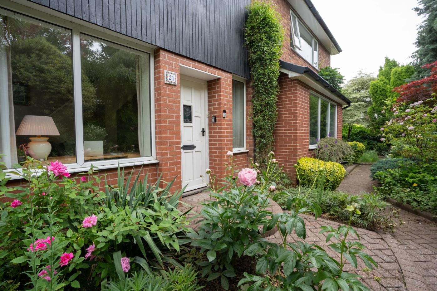 4 Bedroom Cottage in Chesterfield