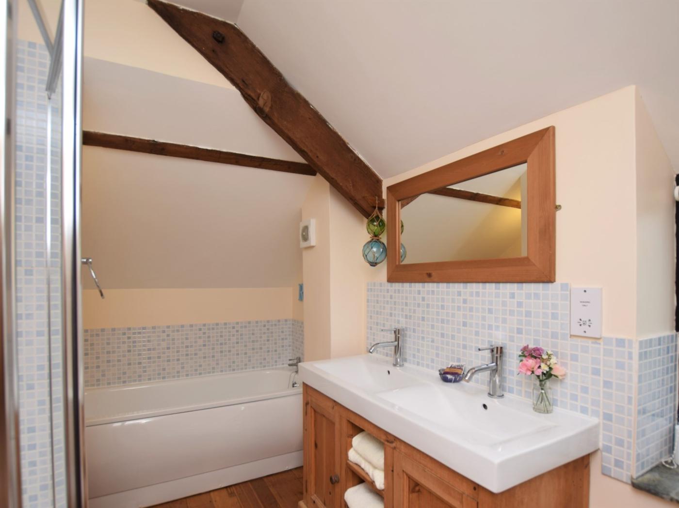 Property image 10 for HC805