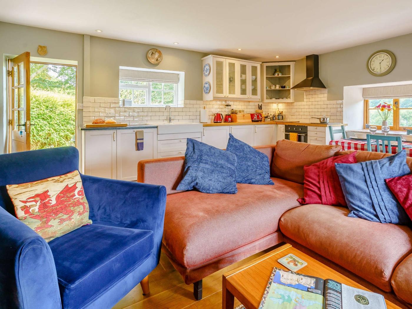 Property image 4 for HC48309