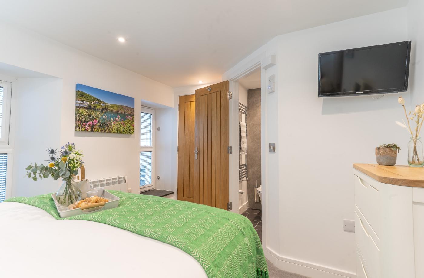 Property image 16 for HC283789