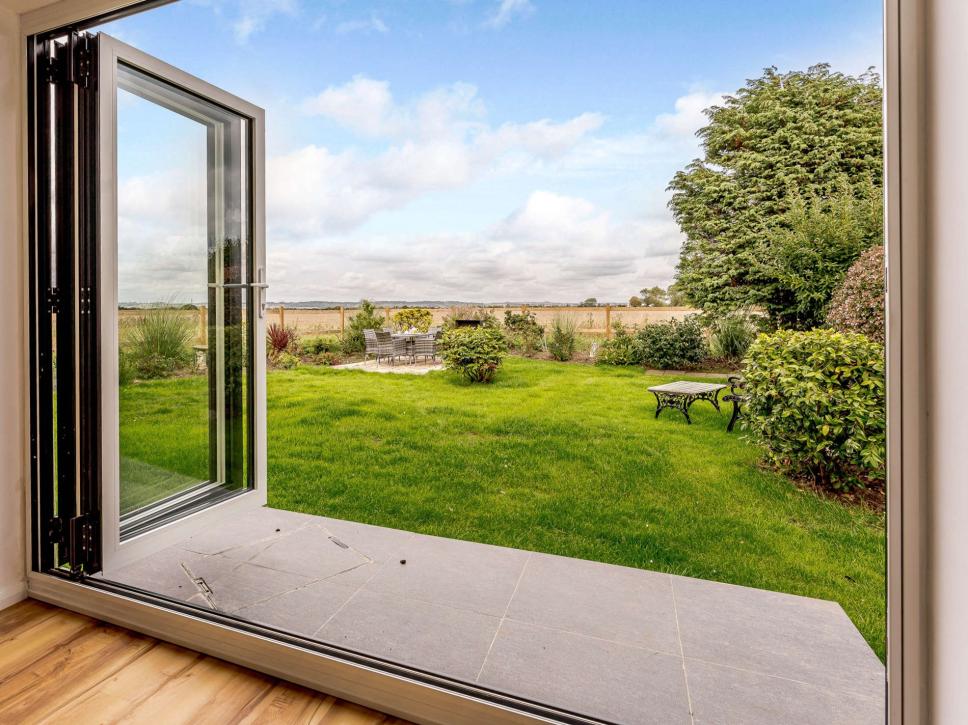 Holiday cottage, Kent - sleeps 6