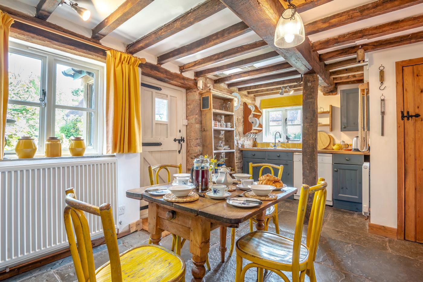 2 Bedroom Cottage in Cradley