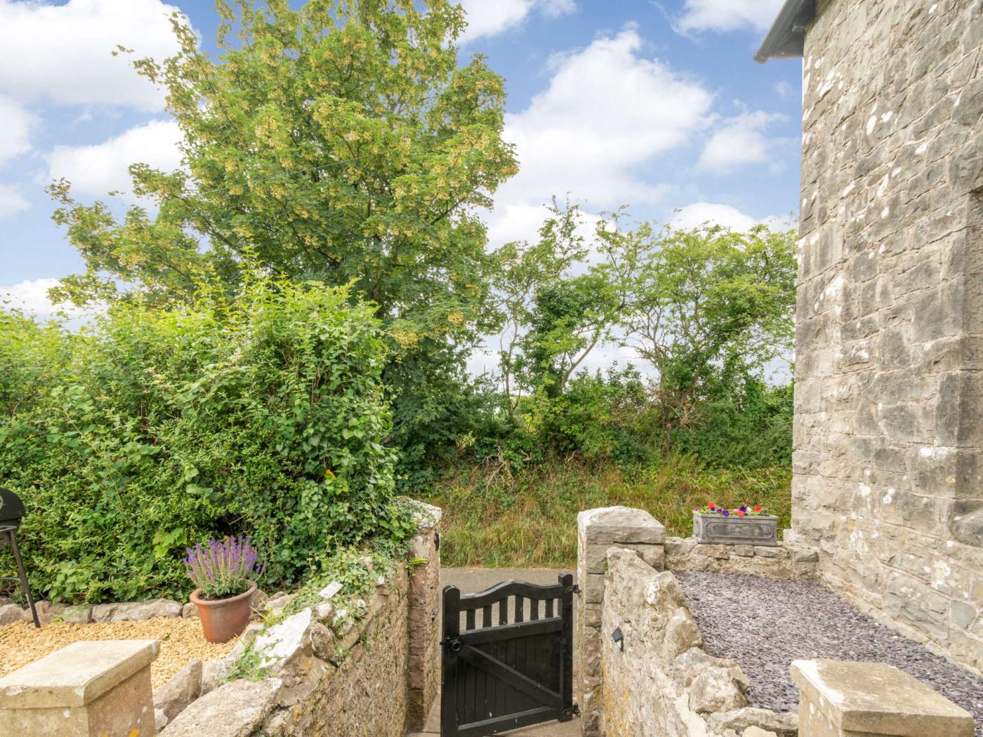 Property image 20 for HC88335