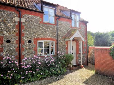 Wells-next-the-Sea (2.5mls SE), Norfolk holiday cottage