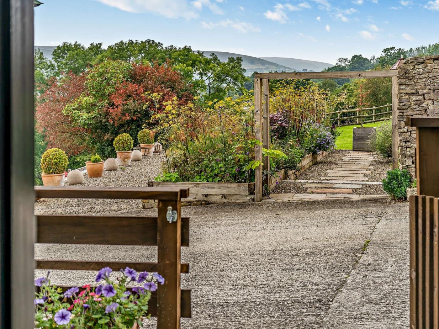 Property image 28 for HC80285