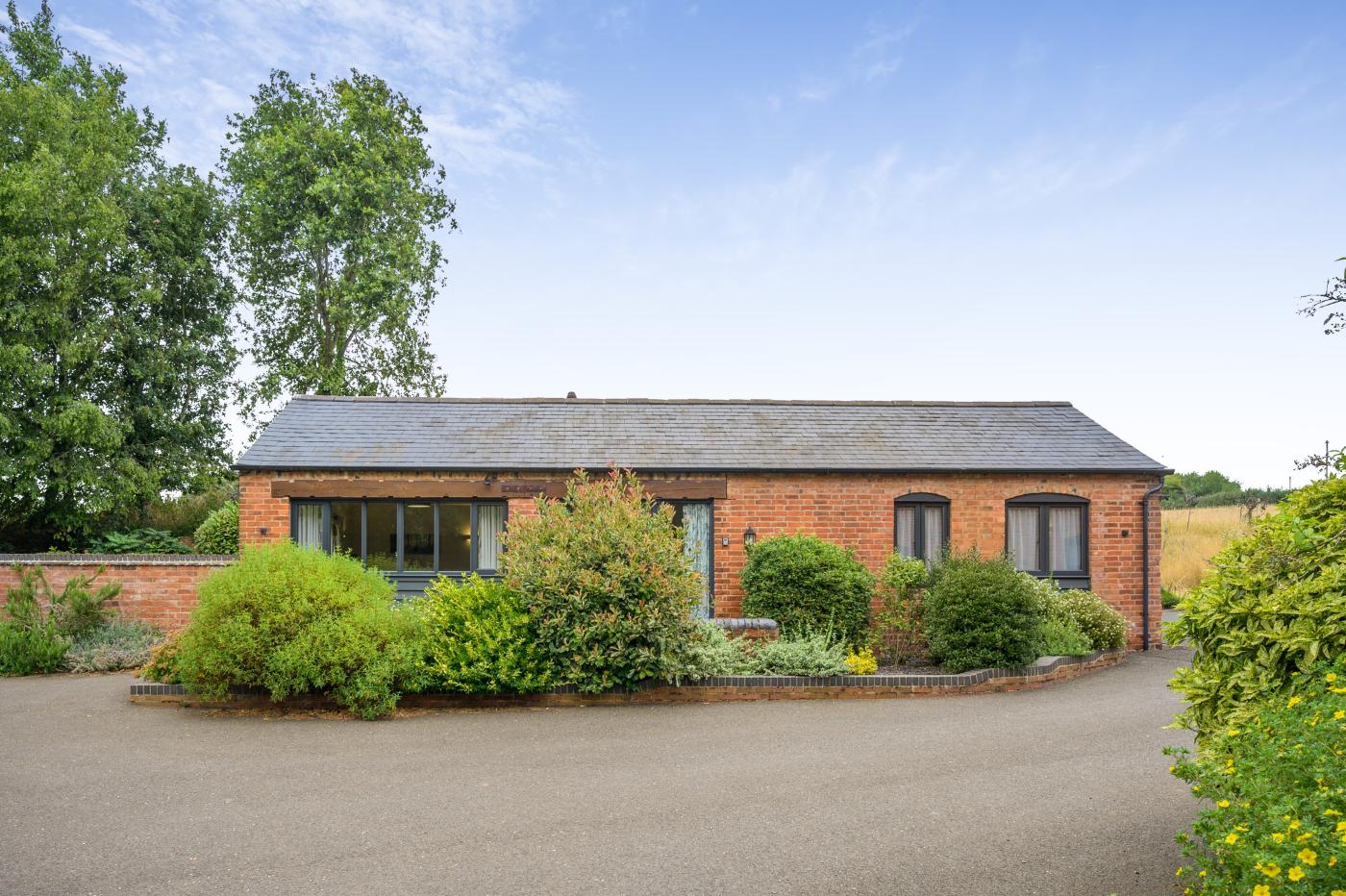 2 Bedroom Cottage in Kenilworth