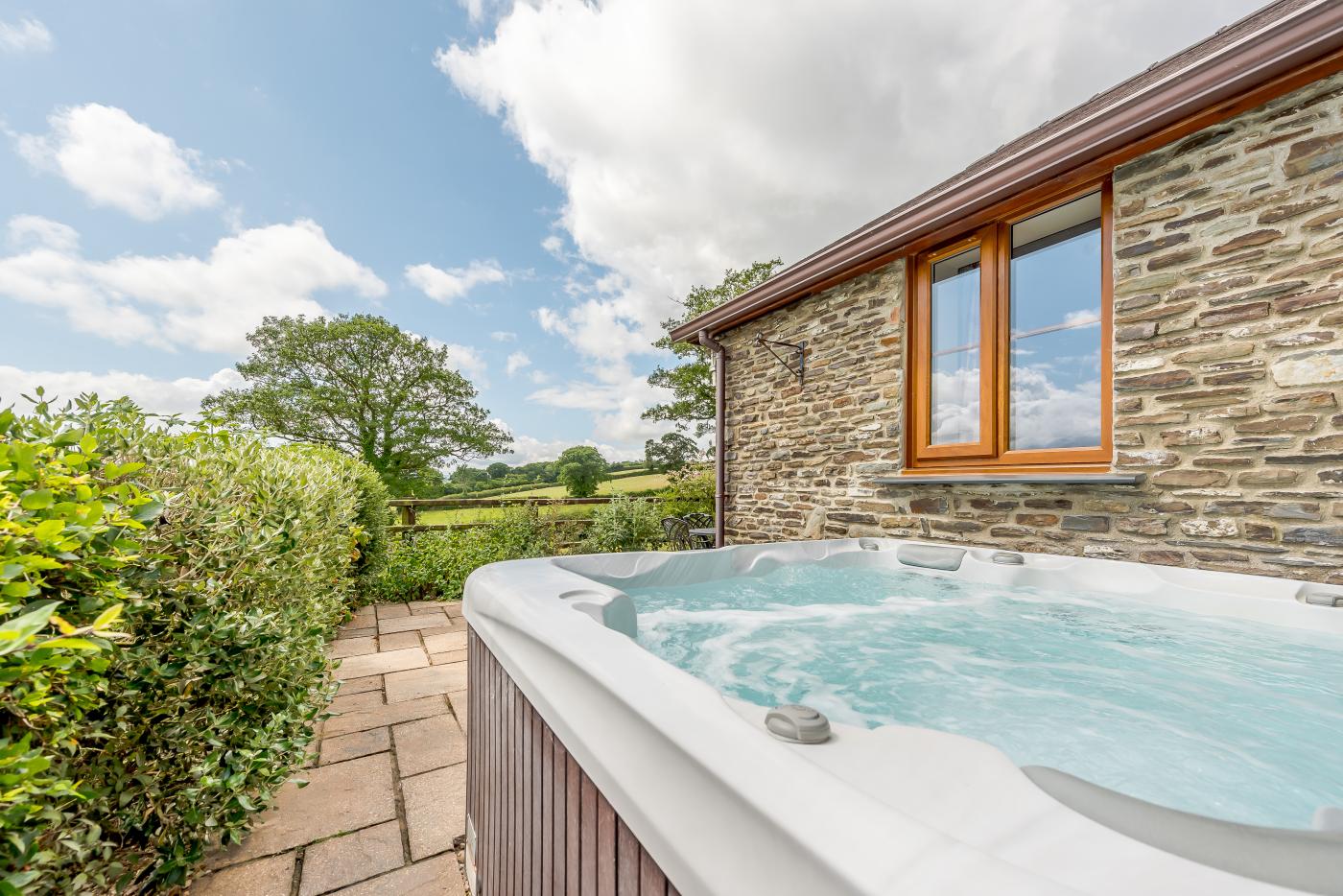 2 Bedroom Cottage in Lampeter