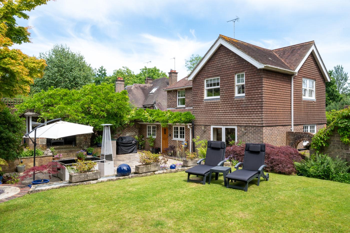 3 Bedroom Cottage in Cross In Hand