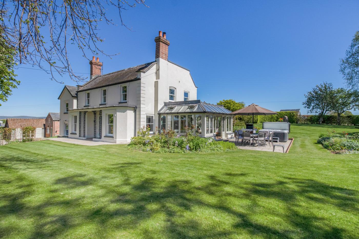 Property image 3 for HC83658