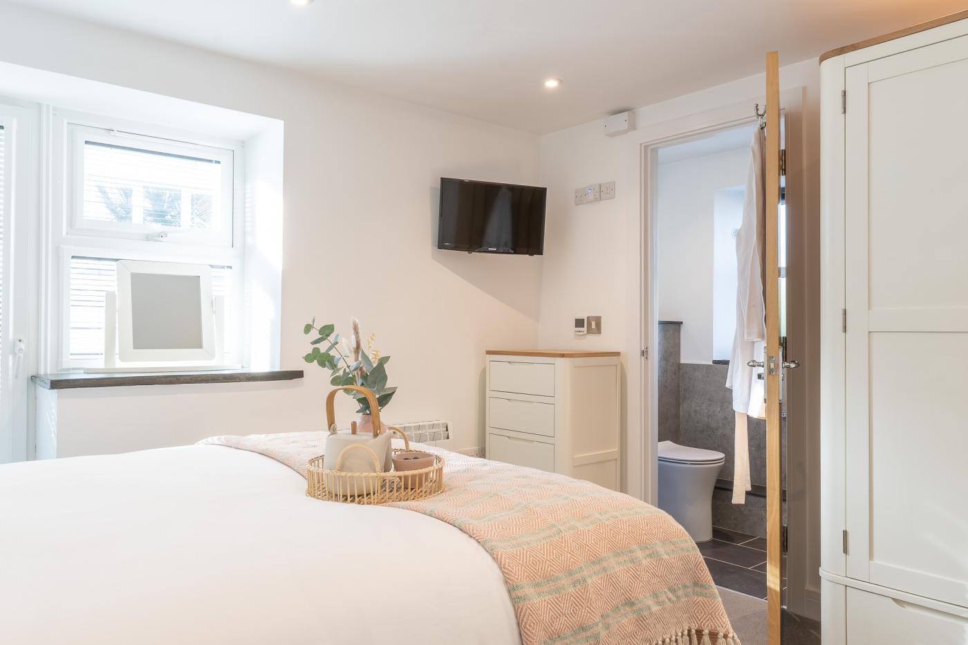 Property image 16 for HC283923