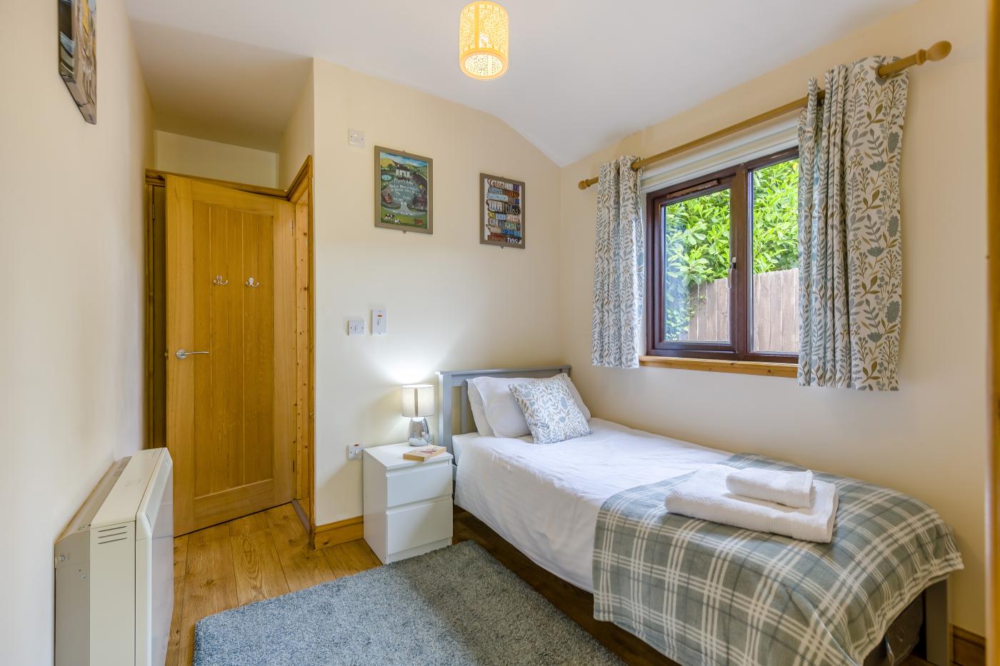 Property image 24 for HC283603