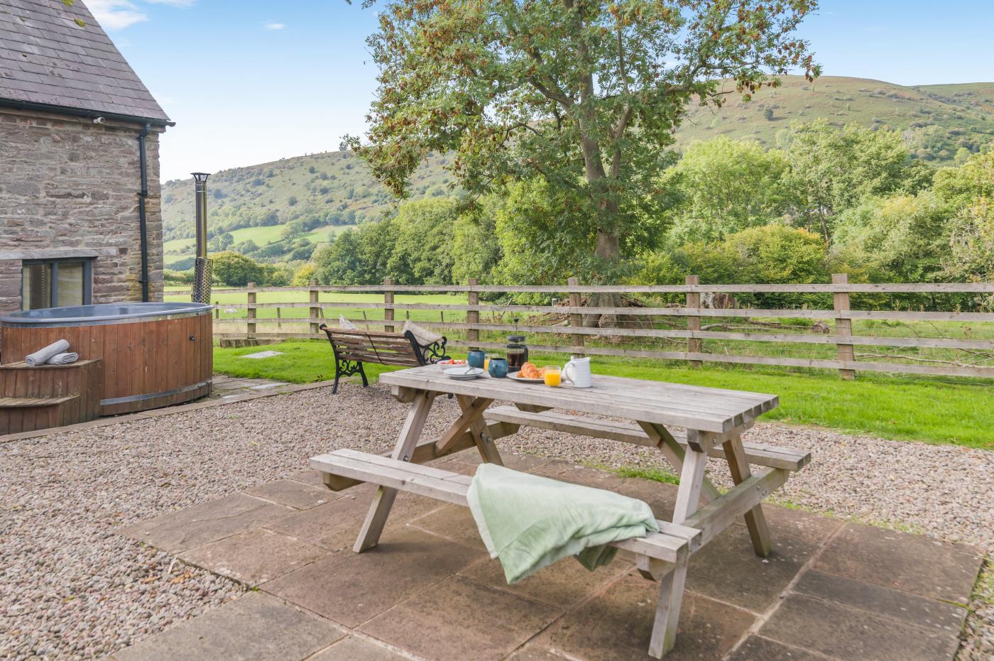 Property image 6 for HC7557