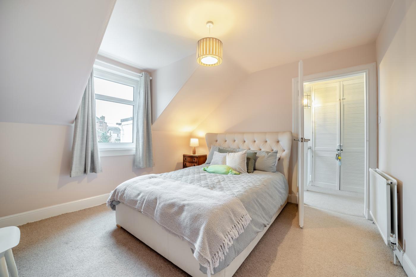 Property image 12 for HC285143
