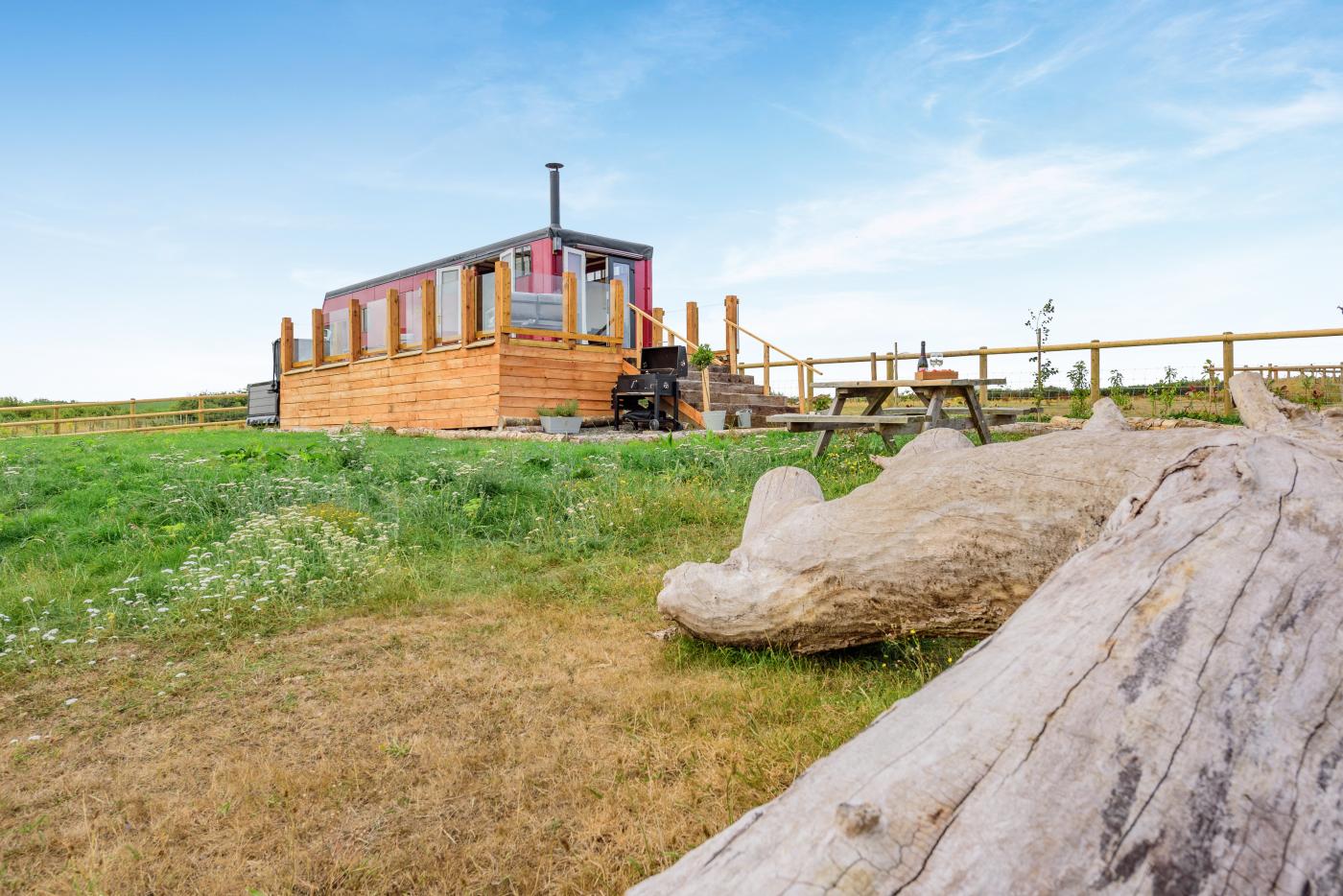 1 Bedroom Camping in Pelcomb Bridge