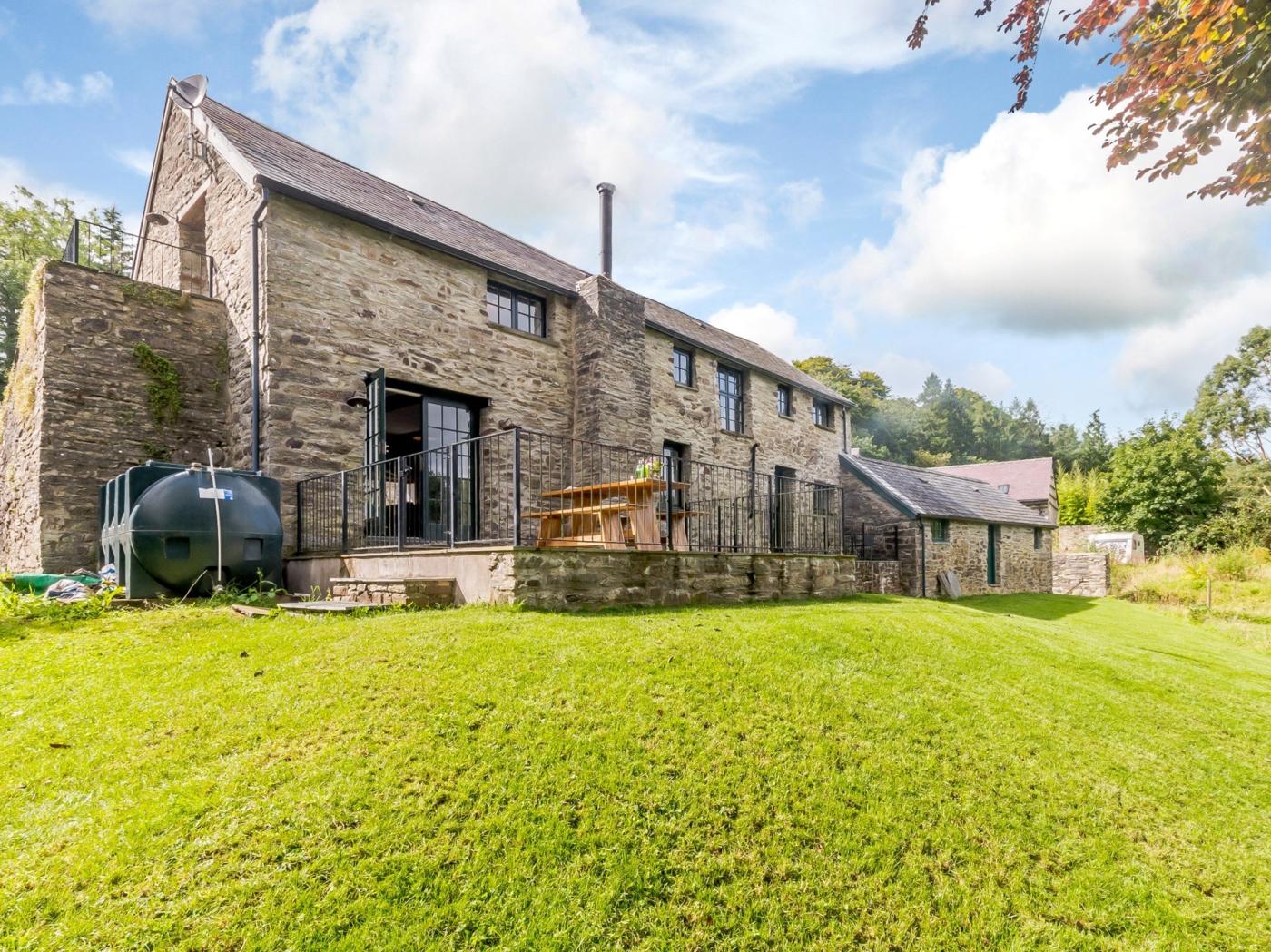 Property image 3 for HC79046