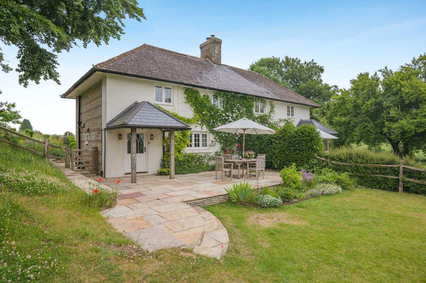 2 Bedroom Cottage in Chebbard