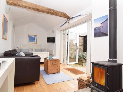 Holiday cottage, Adderstone ()