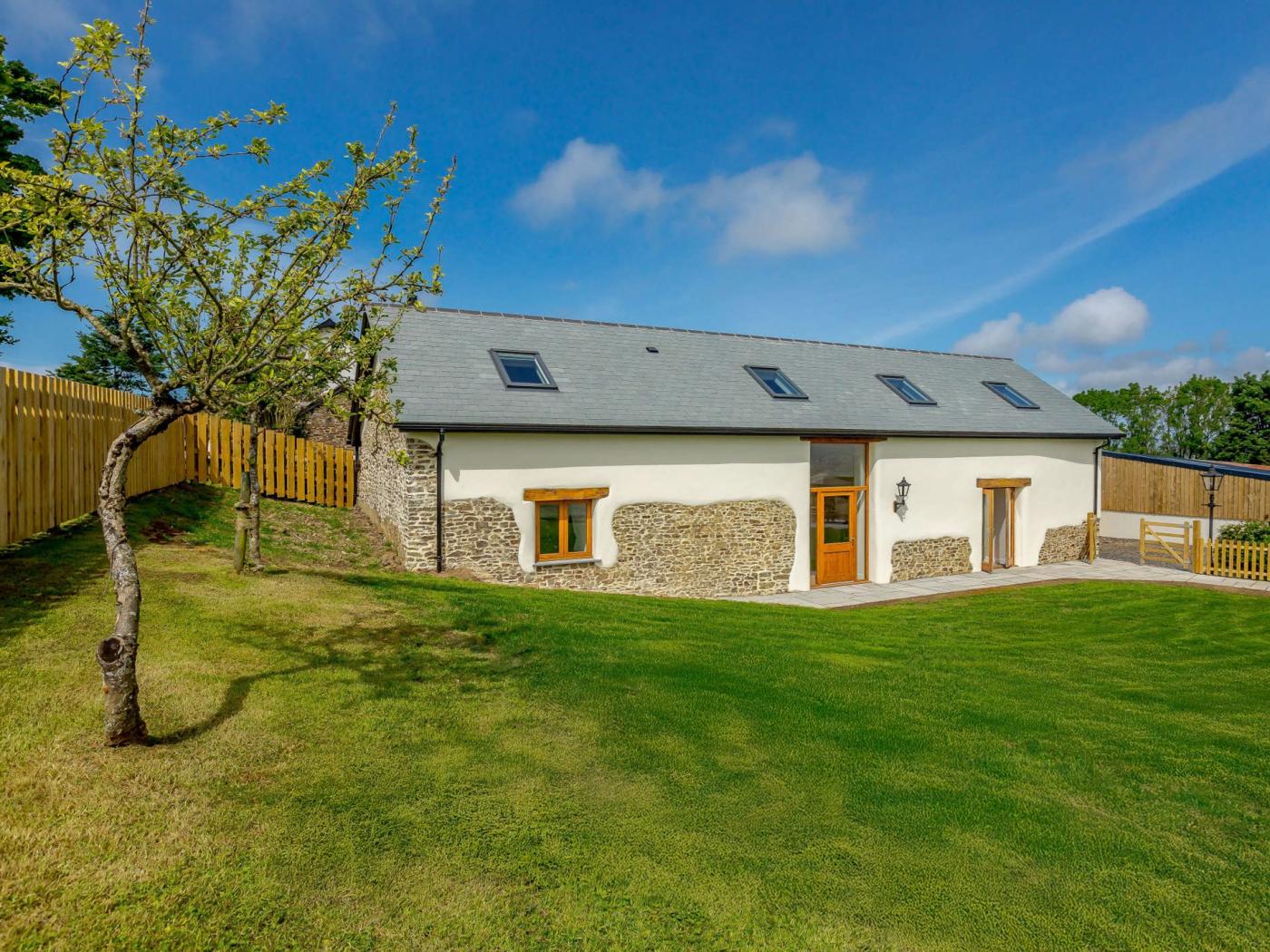 Property image 3 for HC88074