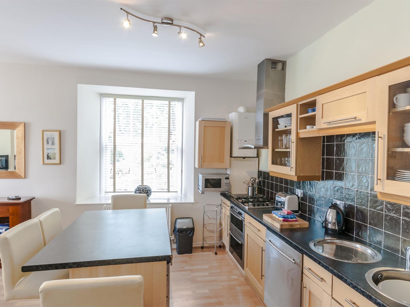Property image 8 for HC86176