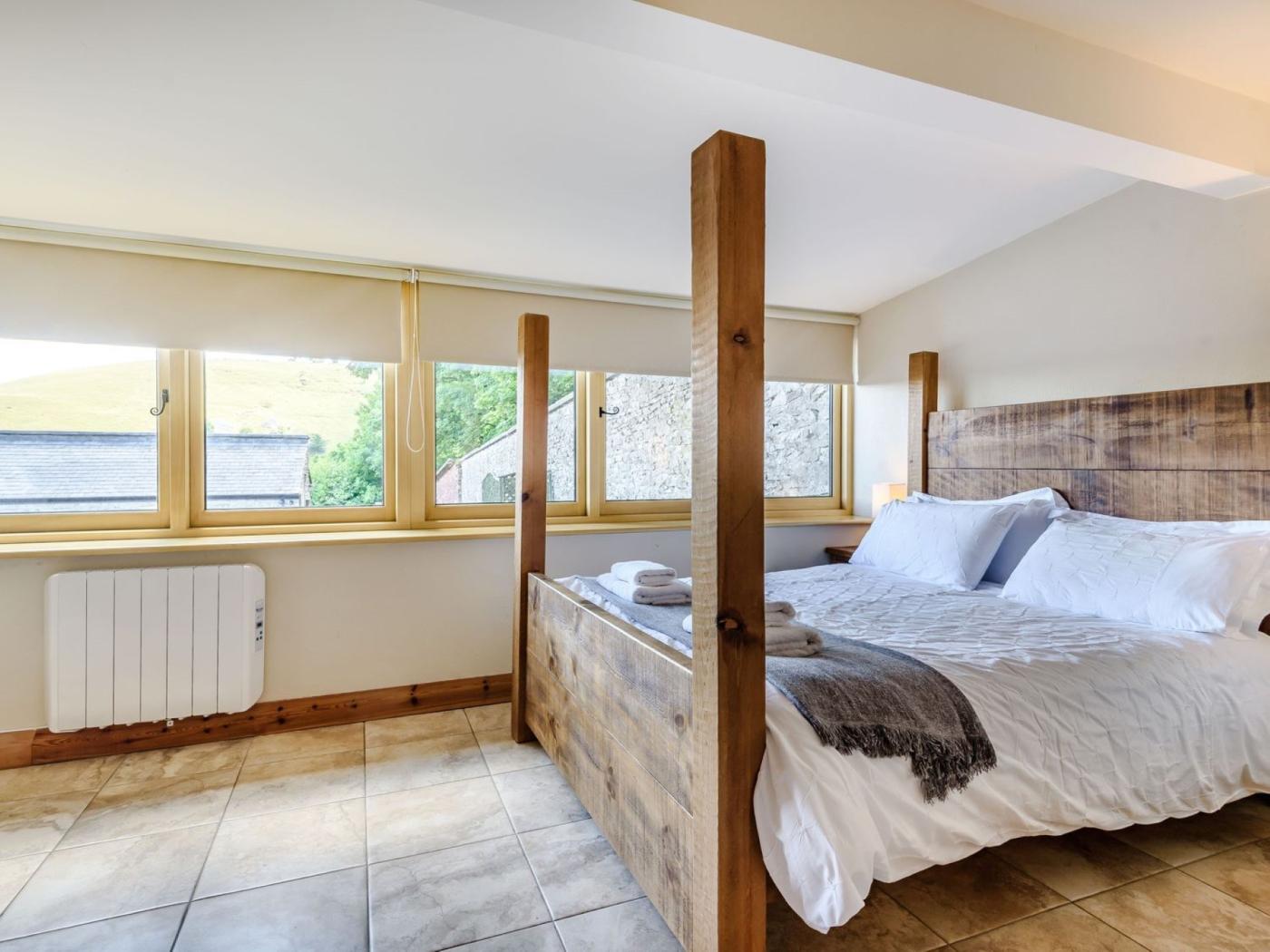 Property image 8 for HC96212
