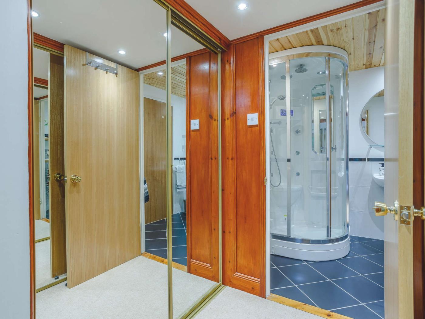 Property image 11 for HC86687