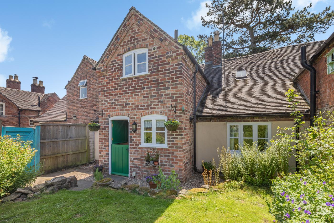 2 Bedroom Cottage in Ticknall