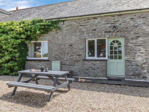 Holiday cottage, Berrynarbor (FCH86942)
