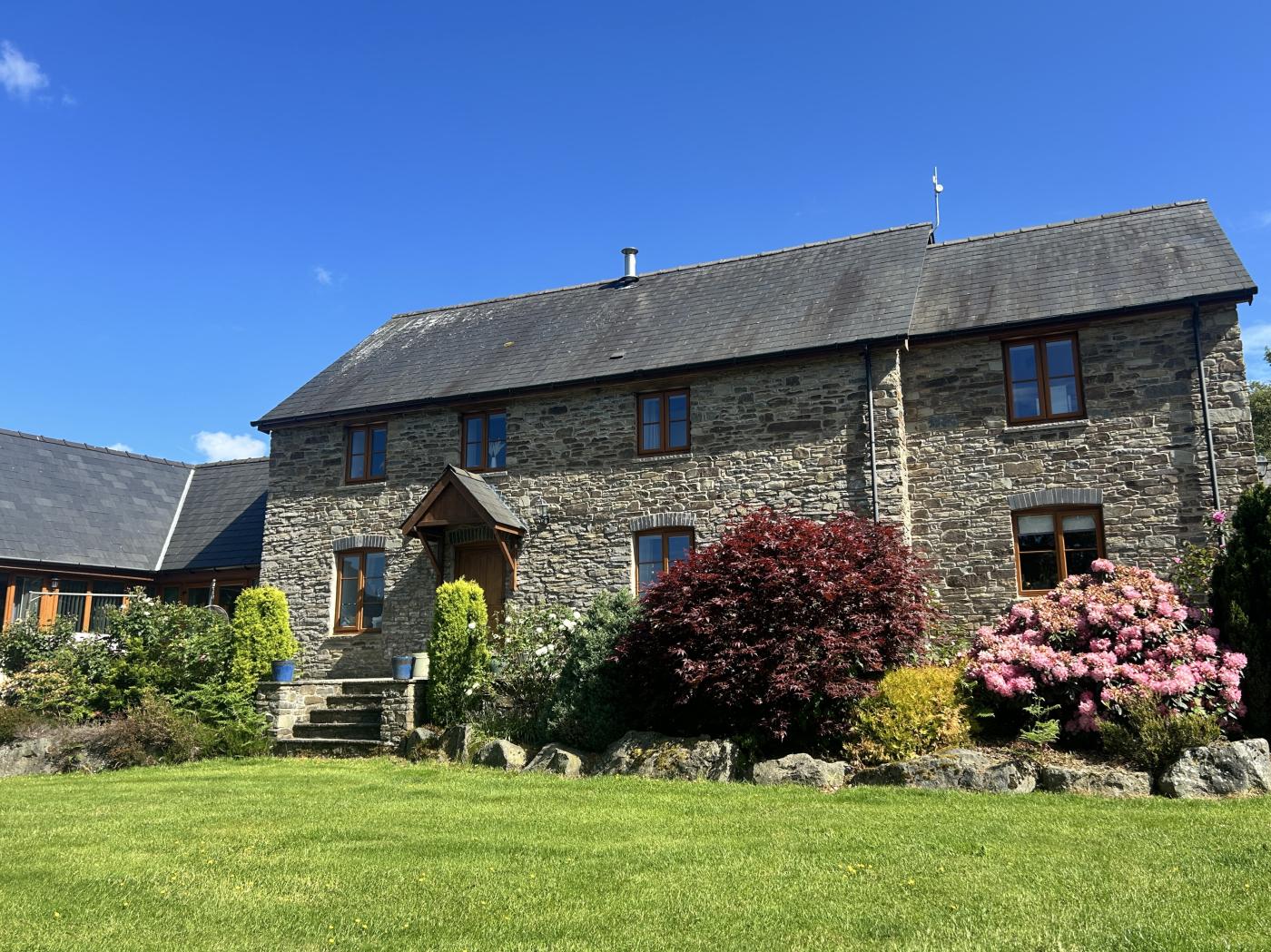 5 Bedroom Cottage in Garth