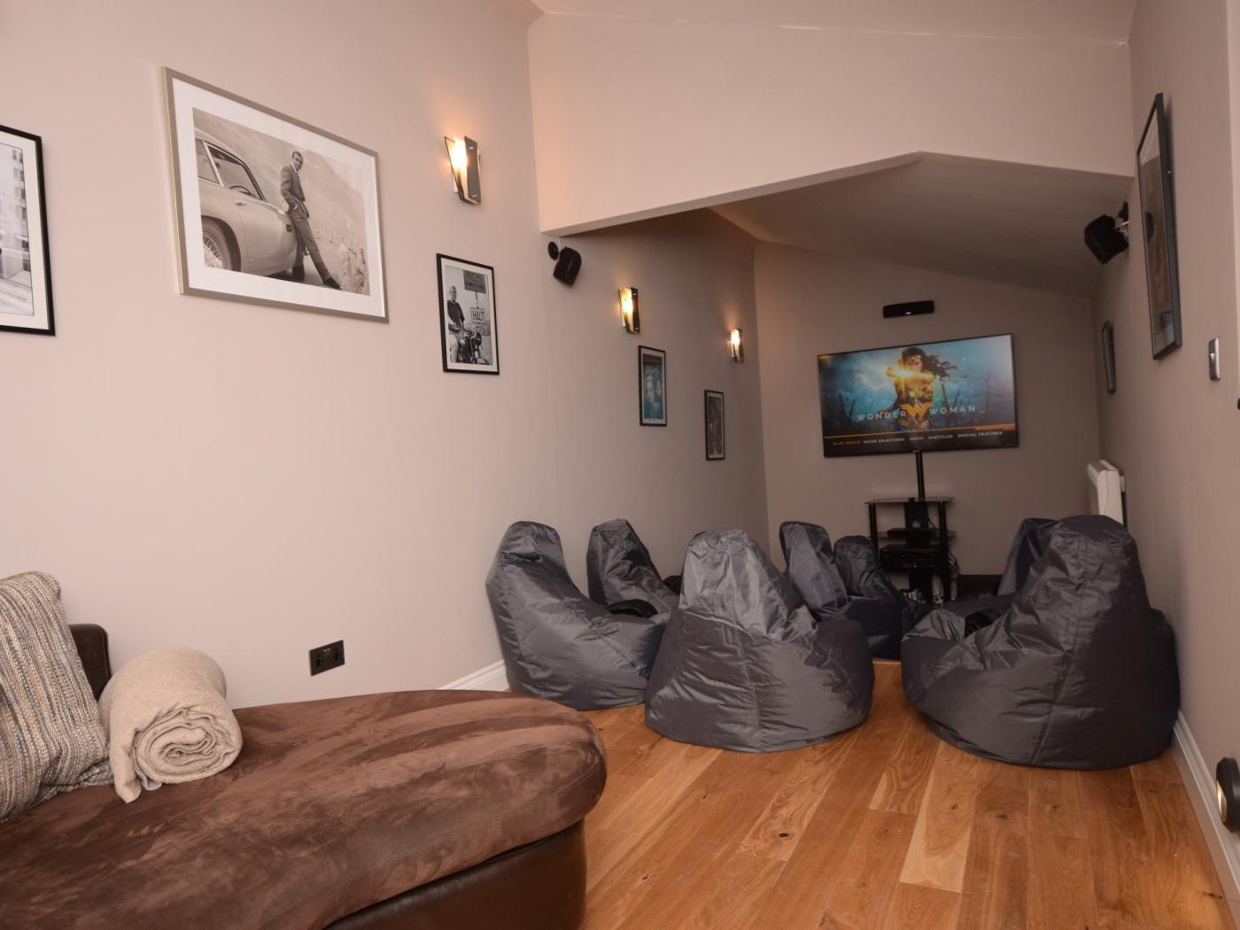 Property image 17 for HC28974