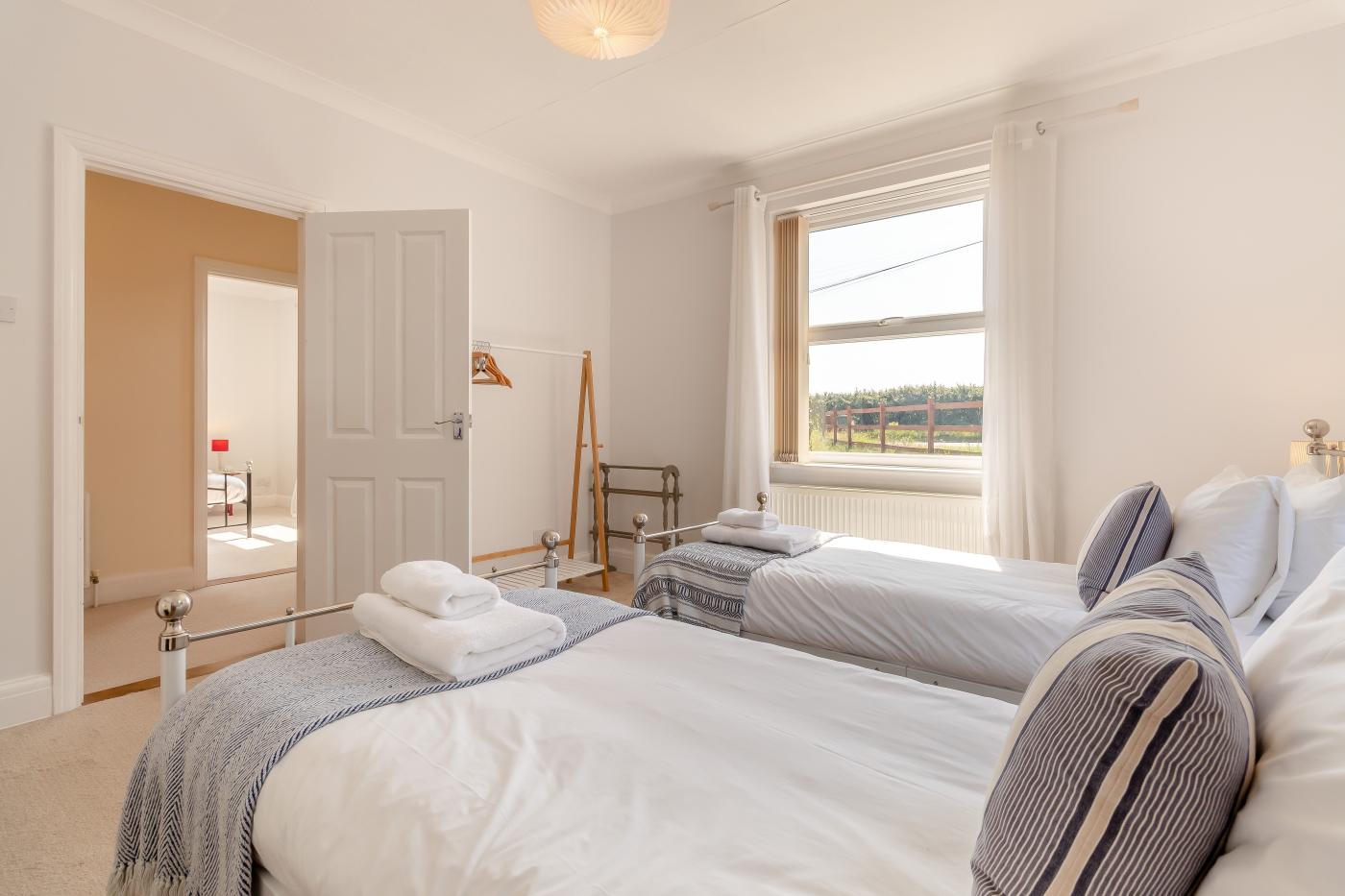Property image 25 for HC273979