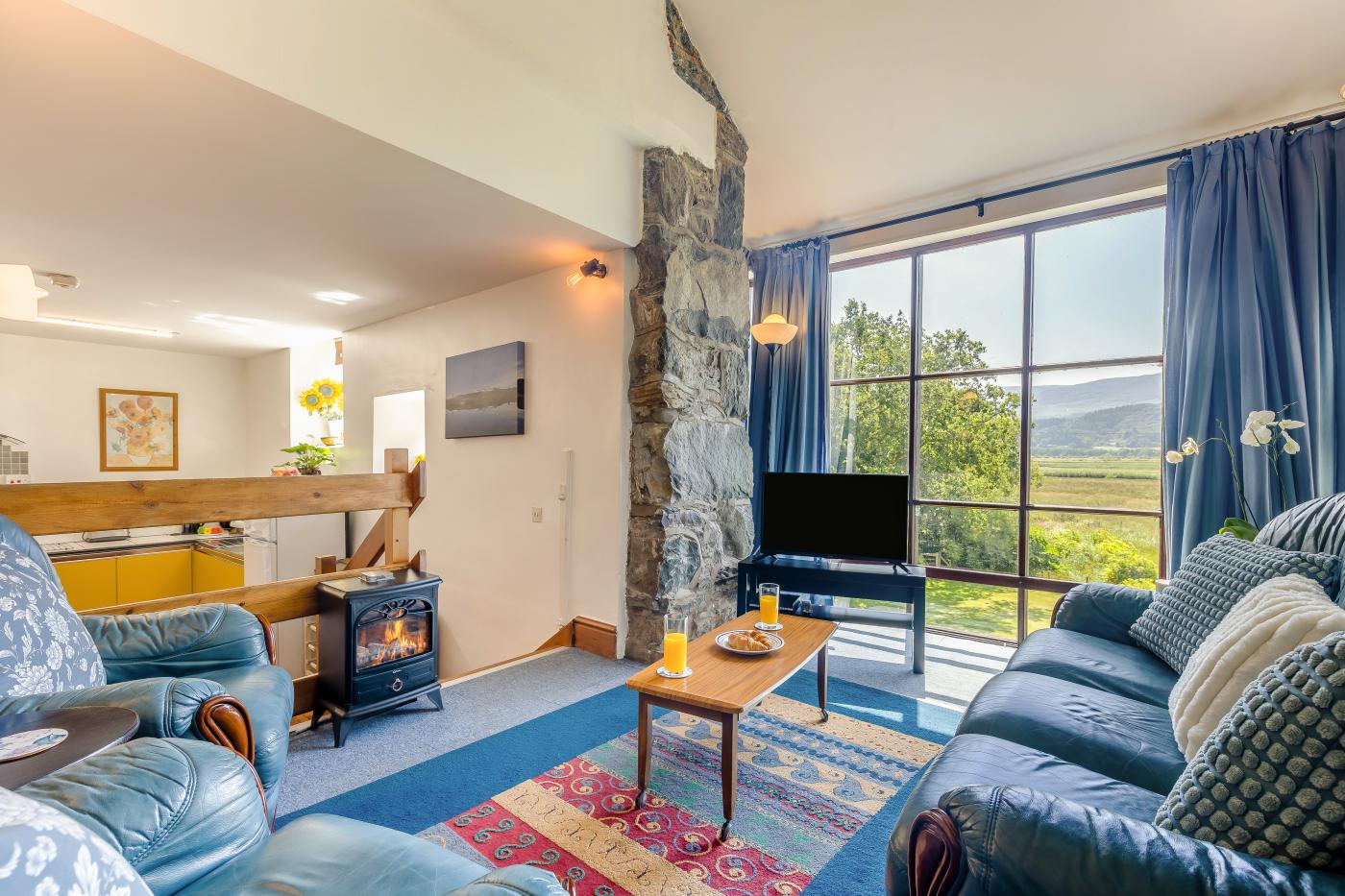 2 Bedroom Cottage in Llanelltyd