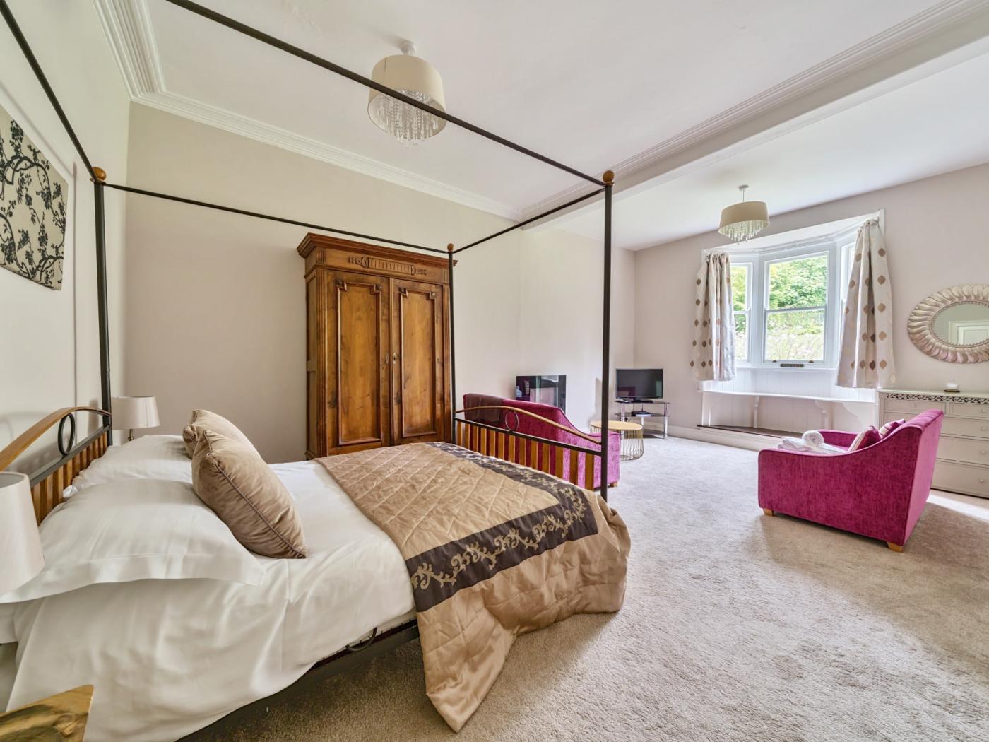 Property image 29 for HC28974