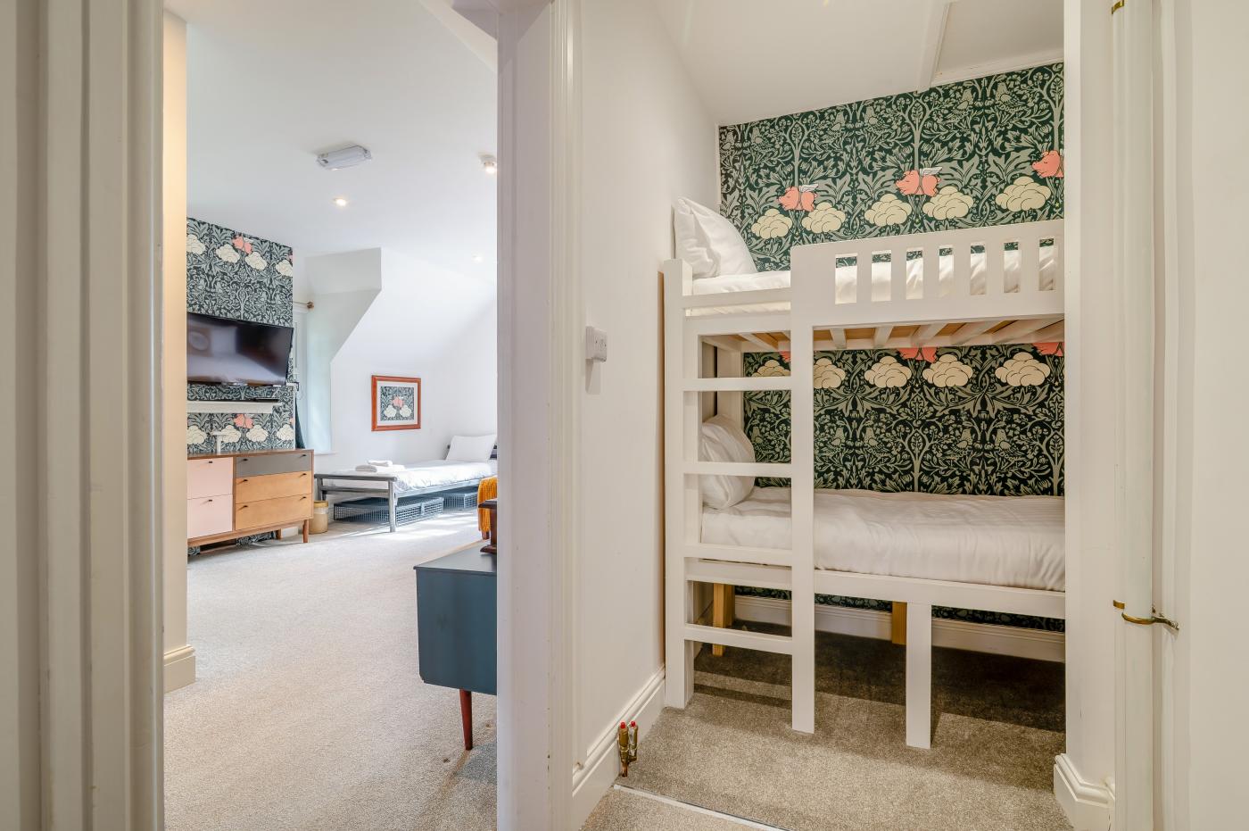 Property image 30 for HC86682