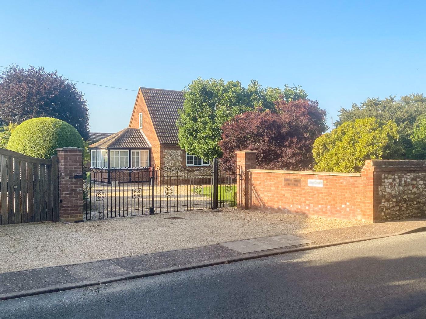5 Bedroom Cottage in Thornham